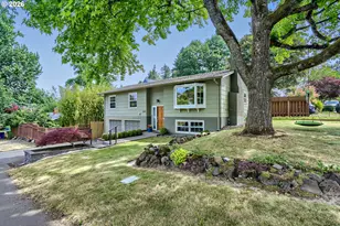 8340 SW 14th Ave, Portland, OR 97219 - Photo 2