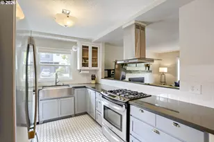 8340 SW 14th Ave, Portland, OR 97219 - Photo 12