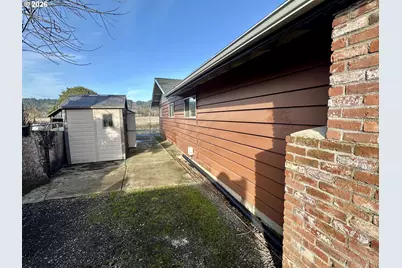 5664 High Banks Rd, Springfield, OR 97478 - Photo 10