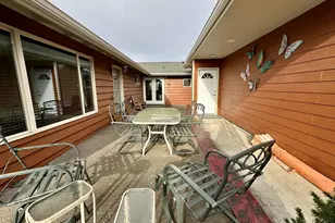 5664 High Banks Rd, Springfield, OR 97478 - Photo 2