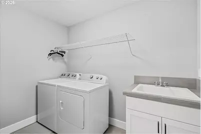 723 SW 49th Dr, Gresham, OR 97080 - Photo 34