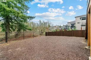 723 SW 49th Dr, Gresham, OR 97080 - Photo 40