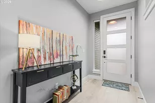 723 SW 49th Dr, Gresham, OR 97080 - Photo 2