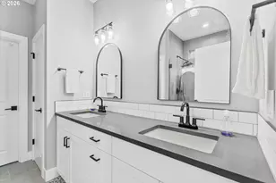 723 SW 49th Dr, Gresham, OR 97080 - Photo 22