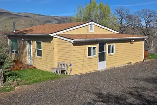 55725 Church Ave, Tygh Valley, OR 97063 - Photo 2