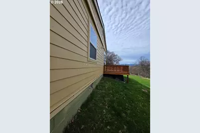 55725 Church Ave, Tygh Valley, OR 97063 - Photo 8