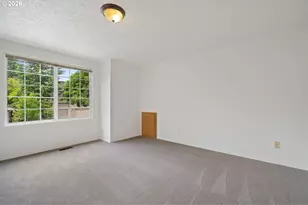 5710 Southwood Dr, Lake Oswego, OR 97035 - Photo 26