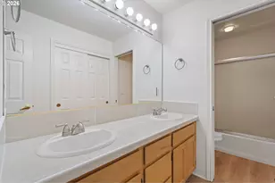 5710 Southwood Dr, Lake Oswego, OR 97035 - Photo 28