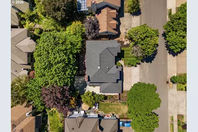 5710 Southwood Dr, Lake Oswego, OR 97035 - Photo 42
