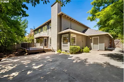 5710 Southwood Dr, Lake Oswego, OR 97035 - Photo 34