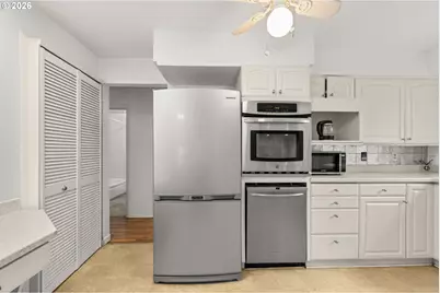 7575 SW Greenwood Dr, Portland, OR 97223 - Photo 24