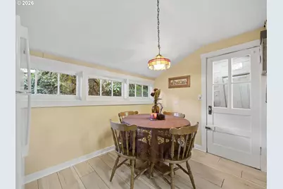 26630 E Roberts Rd, Welches, OR 97067 - Photo 14