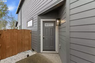 7036 N Montgomery Way, Ridgefield, WA 98642 - Photo 2