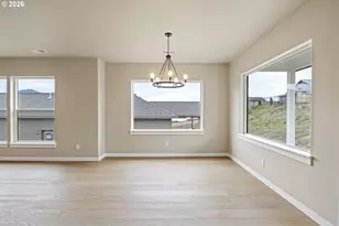 941 Sand Pines Ave, Sutherlin, OR 97479 - Photo 10