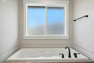 37999 Juniper St, Sandy, OR 97055 - Photo 22