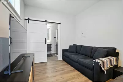 37999 Juniper St, Sandy, OR 97055 - Photo 42