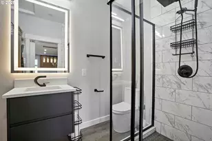 37999 Juniper St, Sandy, OR 97055 - Photo 44