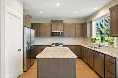 37999 Juniper St, Sandy, OR 97055 - Photo 8