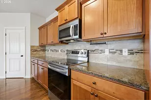 807 NE Pintail St, Silverton, OR 97381 - Photo 8