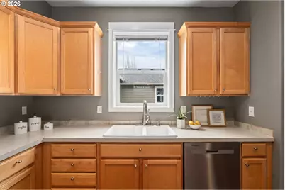 1405 NE Village St, Fairview, OR 97024 - Photo 8