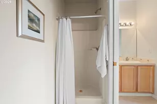 1405 NE Village St, Fairview, OR 97024 - Photo 20