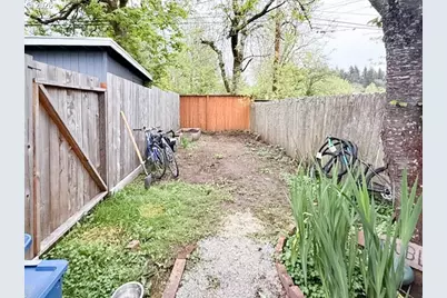 2421 Kincaid St, Eugene, OR 97405 - Photo 42