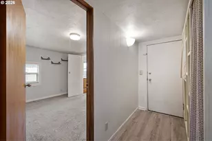 2421 Kincaid St, Eugene, OR 97405 - Photo 12