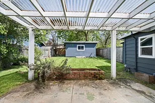 2421 Kincaid St, Eugene, OR 97405 - Photo 24