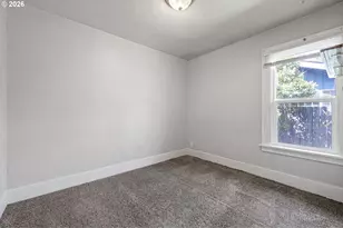 2421 Kincaid St, Eugene, OR 97405 - Photo 14