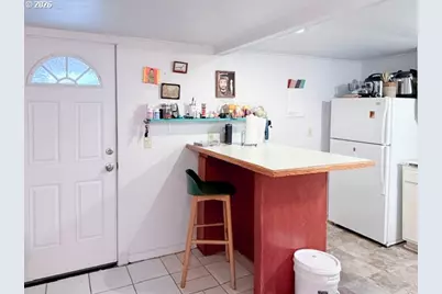 2421 Kincaid St, Eugene, OR 97405 - Photo 32