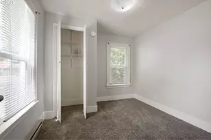 2421 Kincaid St, Eugene, OR 97405 - Photo 8