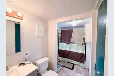 2421 Kincaid St, Eugene, OR 97405 - Photo 38