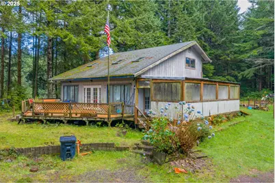 62299 Crown Point Rd, Coos Bay, OR 97420 - Photo 2