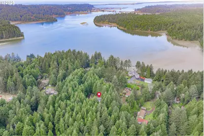 62299 Crown Point Rd, Coos Bay, OR 97420 - Photo 6