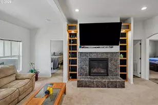 2999 Buena Crest Ln NE, Salem, OR 97303 - Photo 18