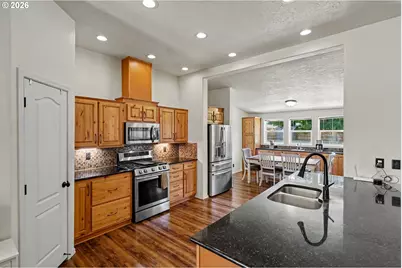 2999 Buena Crest Ln NE, Salem, OR 97303 - Photo 16
