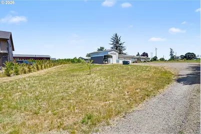 2999 Buena Crest Ln NE, Salem, OR 97303 - Photo 4