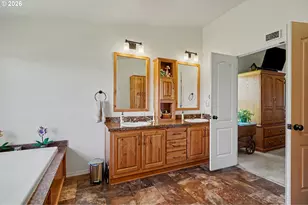 2999 Buena Crest Ln NE, Salem, OR 97303 - Photo 24