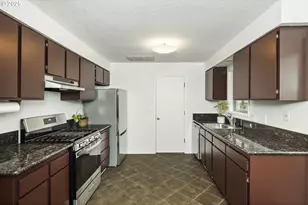 6551 SW Taylors Ferry Rd, Portland, OR 97223 - Photo 10