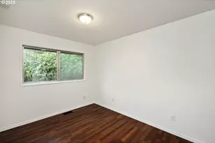 6551 SW Taylors Ferry Rd, Portland, OR 97223 - Photo 16