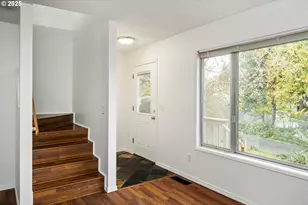 6551 SW Taylors Ferry Rd, Portland, OR 97223 - Photo 8