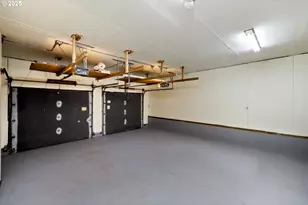 6551 SW Taylors Ferry Rd, Portland, OR 97223 - Photo 46