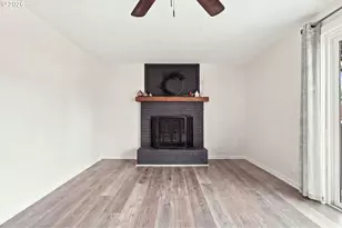 992 Travis Ave, Eugene, OR 97404 - Photo 16