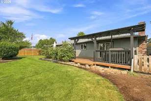 992 Travis Ave, Eugene, OR 97404 - Photo 36