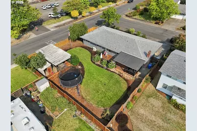 992 Travis Ave, Eugene, OR 97404 - Photo 44