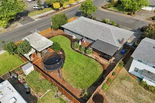 992 Travis Ave, Eugene, OR 97404 - Photo 44