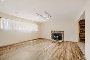 7025 SW Hoodview Pl, Beaverton, OR 97008 - Photo 8