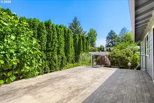 7025 SW Hoodview Pl, Beaverton, OR 97008 - Photo 26