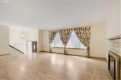 7025 SW Hoodview Pl, Beaverton, OR 97008 - Photo 6
