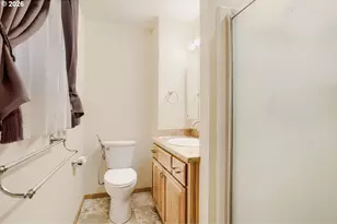 7025 SW Hoodview Pl, Beaverton, OR 97008 - Photo 18